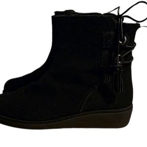 Black koolaburra ugg winter ankle boots size 9 womens ❄️❄️❄️☃️ Euc